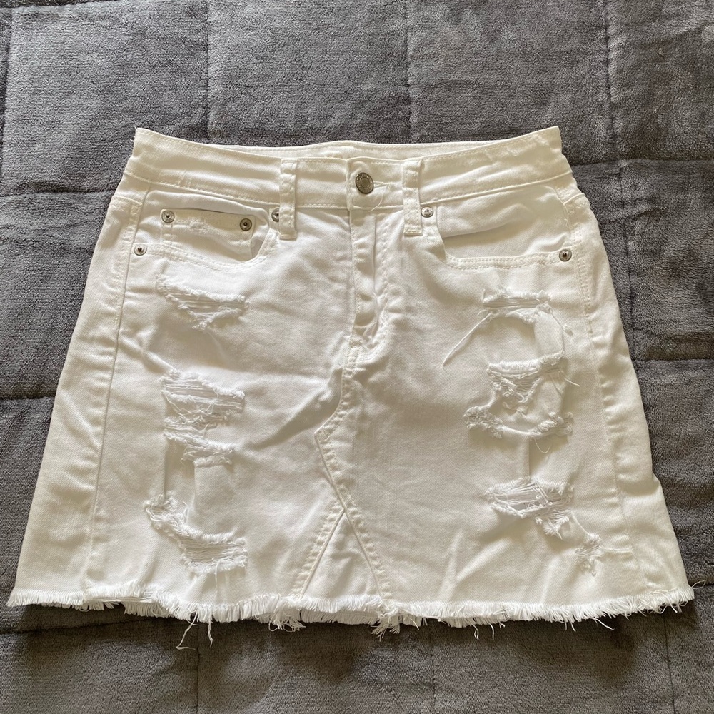 DISTRESSED DENIM SKIRT